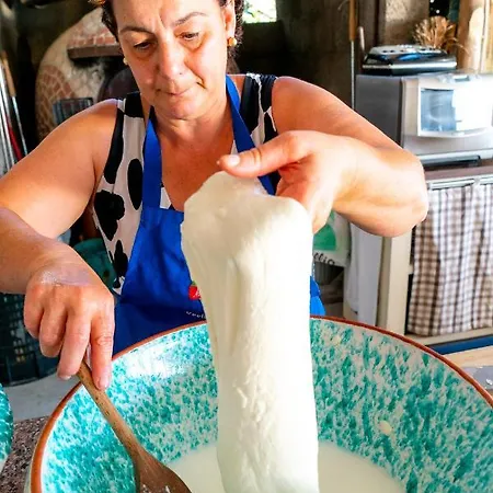 Alojamento de Acomodação e Pequeno-almoço Lorelei Massa Lubrense